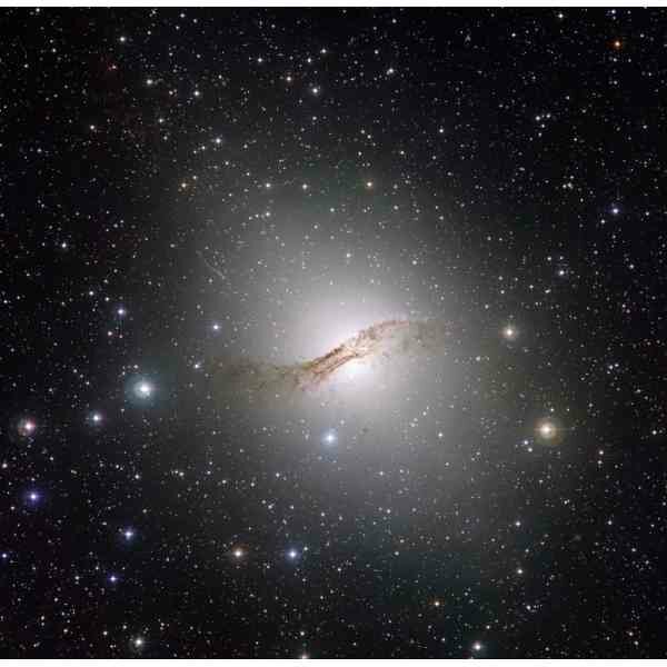 Galaxy Centaurus A  - 1000 Stukjes