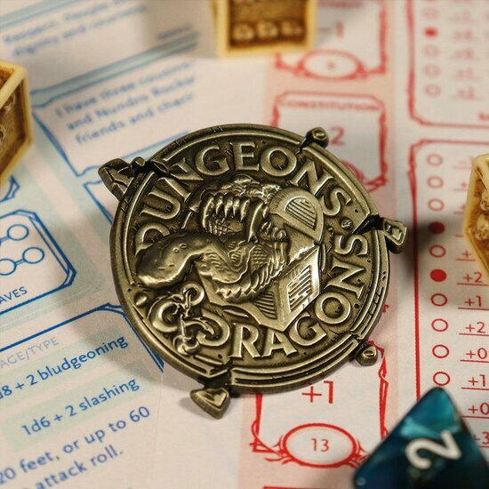 DUNGEONS &amp; DRAGONS - Limited Edition Pin&#039;s &#039;9.5x1.5x14.5cm&#039;