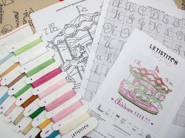 Roze Baby Carousel Aida Leti Stitch Borduurpakket