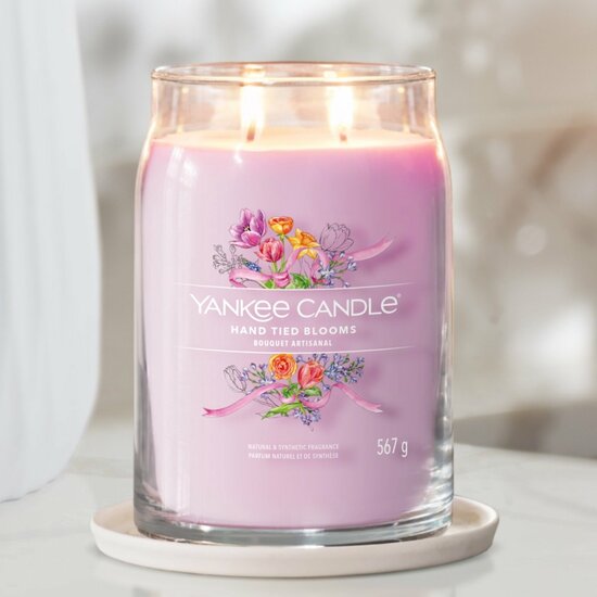 Yankee Candle - Hand Tied Blooms Signature Large Jar
