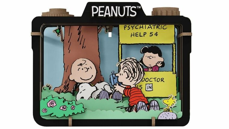 PEANUTS - Summer Snapshot - Wood Model Kit Theater