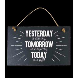 Stone Slogans Yesterday / Tomorrow / Today / Spreuktegel