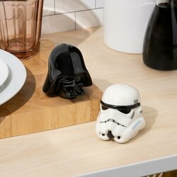 STAR WARS - Darth Vader & Stormtrooper - Salt and Pepper Shakers Set