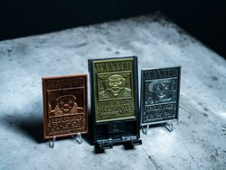 ONE PIECE - Starter Pack of 3 Digiplates + Interchangeable Stand