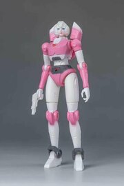 TRANSFORMERS GENERATION ONE - Arcee - Model Kit 11cm
