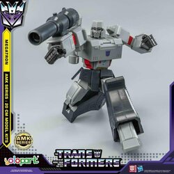 TRANSFORMERS GENERATION ONE - Megatron - Model Kit 20cm