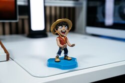 ONE PIECE NETFLIX - Luffy - 'Holdem' Controller & Phone Support - 11cm